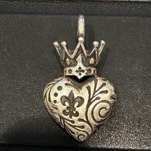 King baby Studio sterling silver Crowned heart pendant